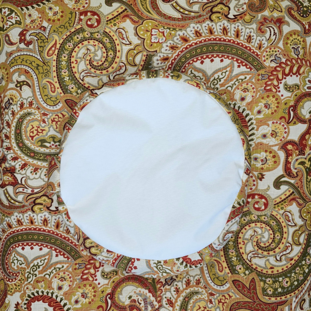 Zafu and Zabuton Set: Gold Paisley