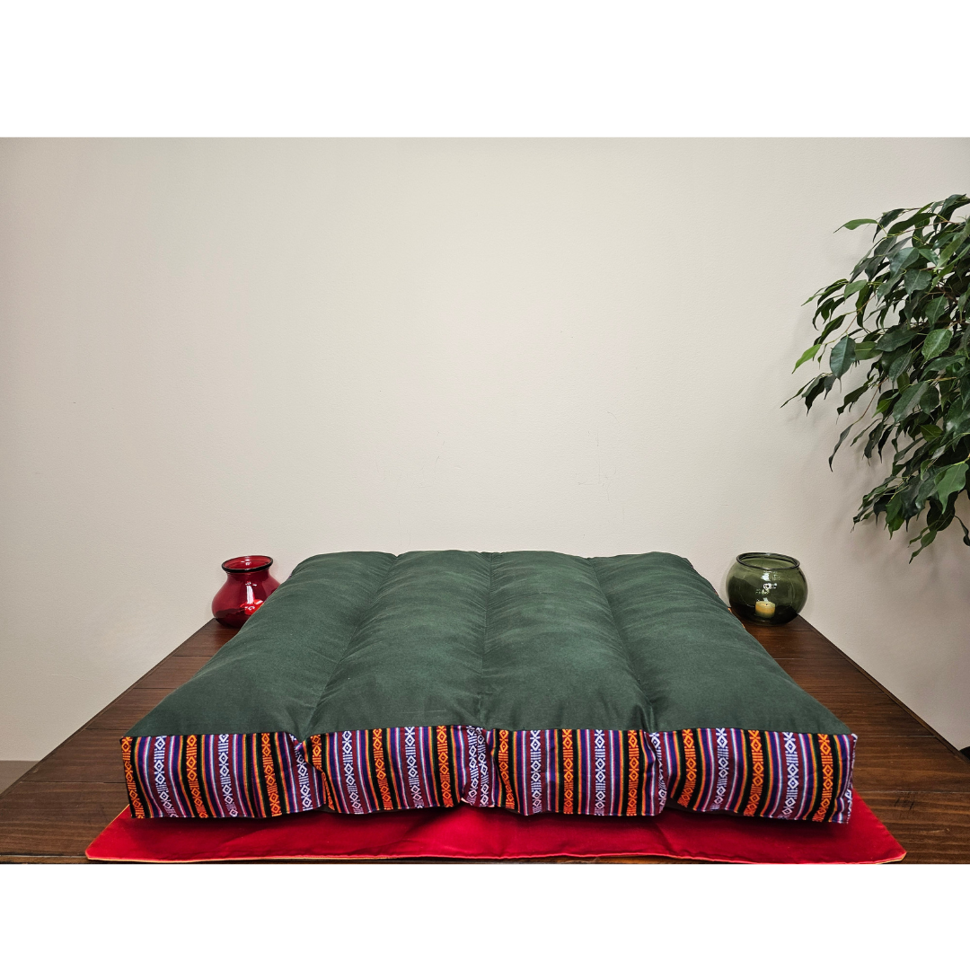 Zabuton: Nepali Trim