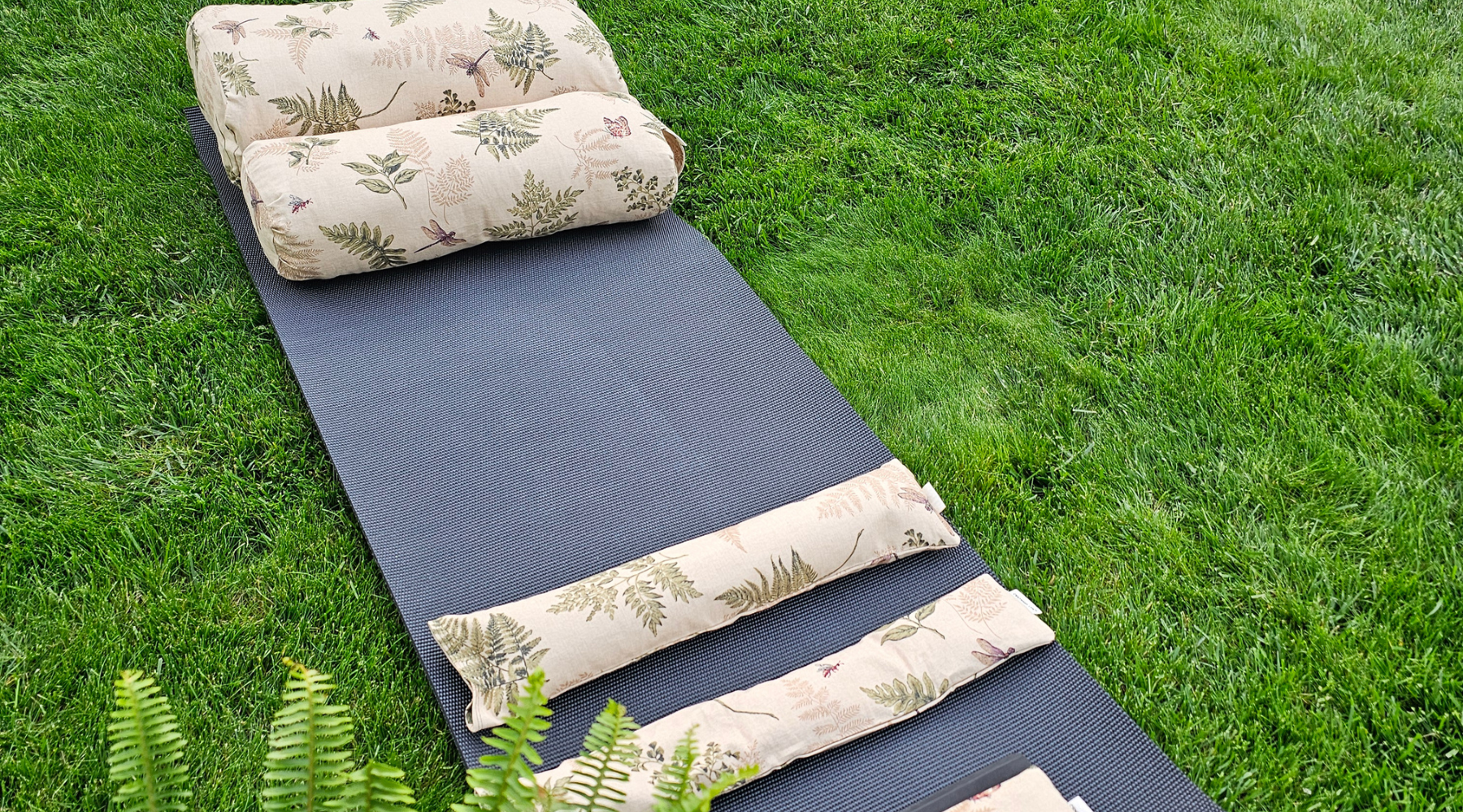 Neck Wrap: Forest Fern
